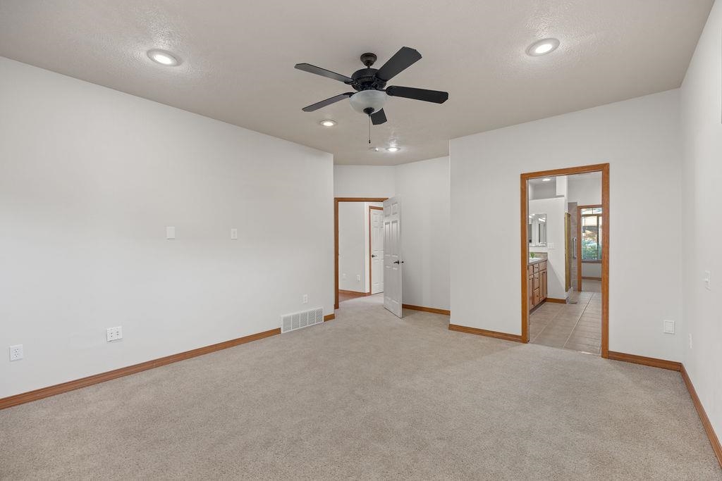 510 E Golden Eagle Ln - Photo 8