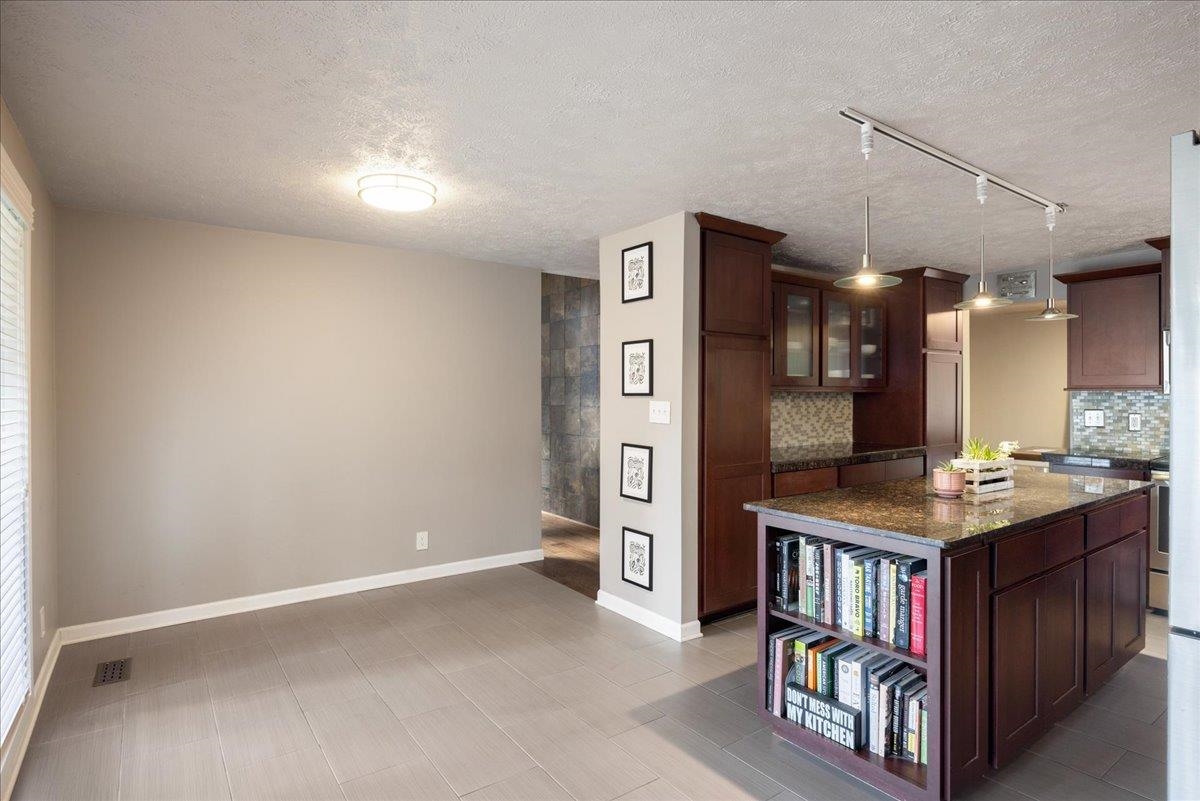 2417 E 35th Ave - Photo 11