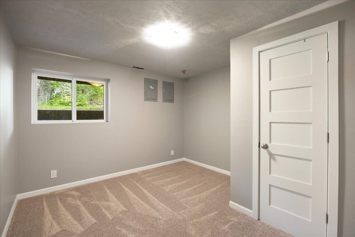 2417 E 35th Ave - Photo 25