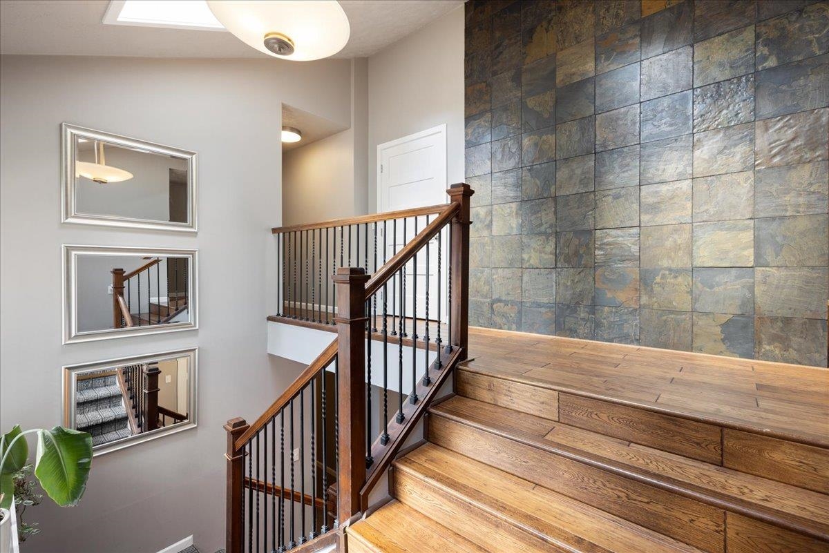 2417 E 35th Ave - Photo 4
