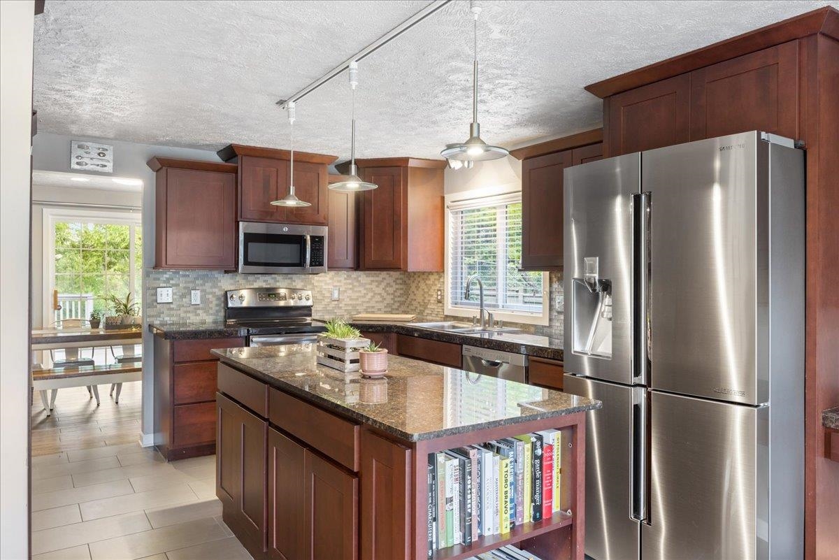 2417 E 35th Ave - Photo 8
