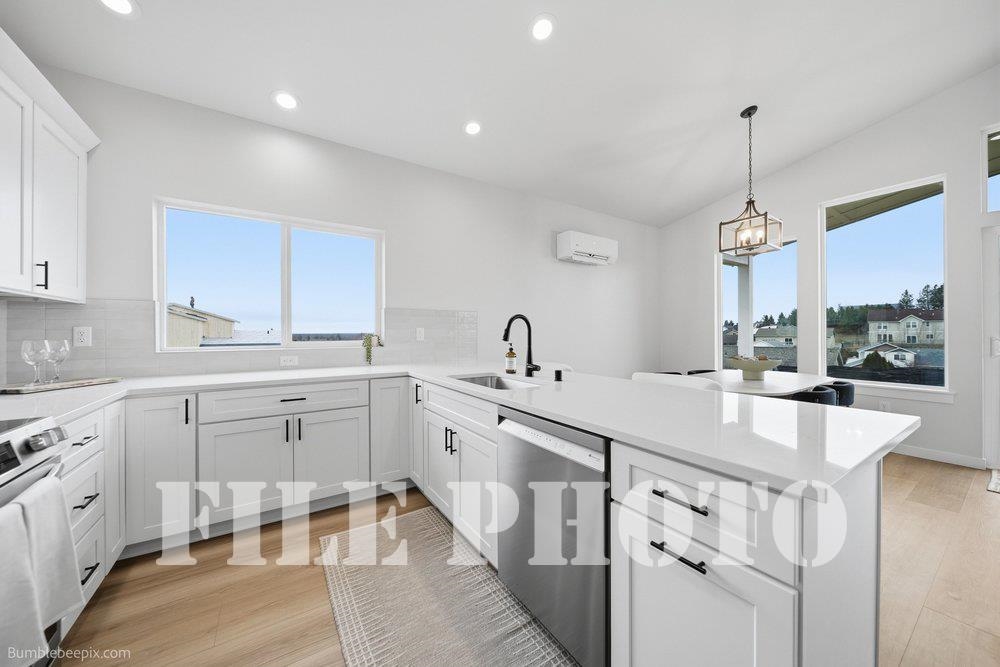 1024 Steptoe View Ln - Photo 14