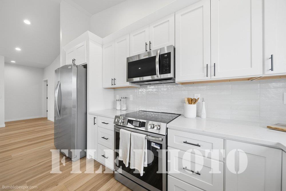 1024 Steptoe View Ln - Photo 16