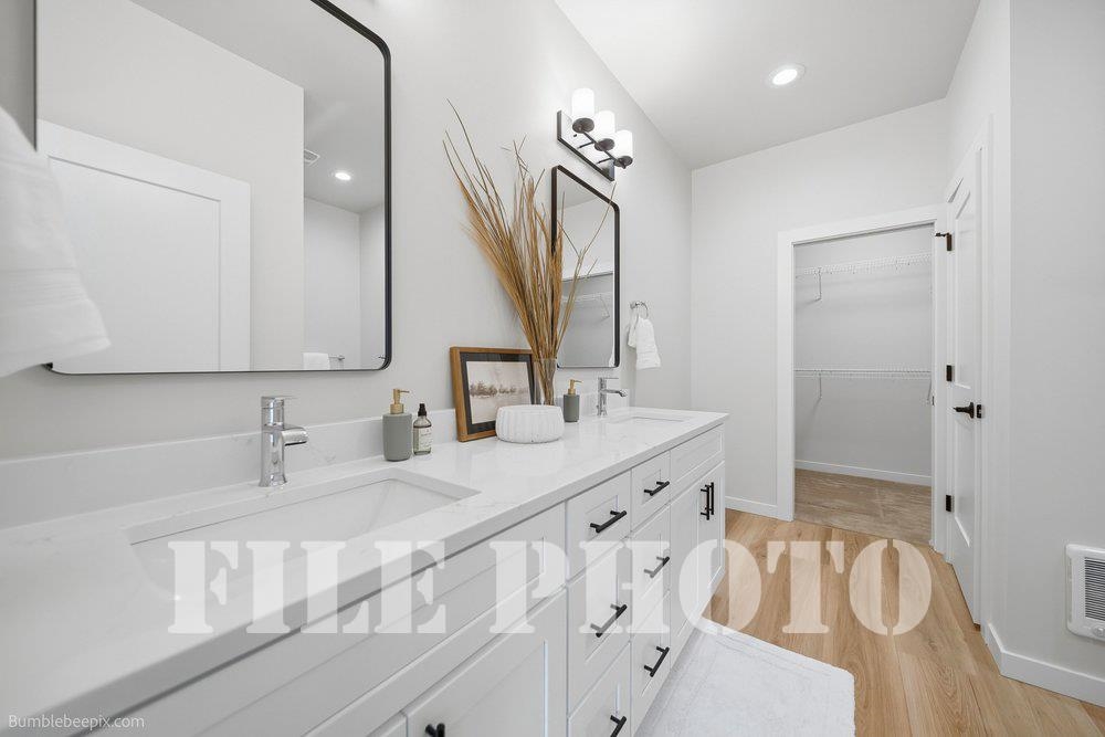 1024 Steptoe View Ln - Photo 19