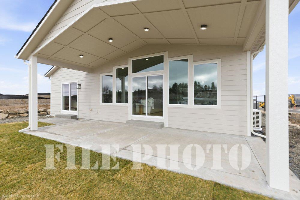 1024 Steptoe View Ln - Photo 23