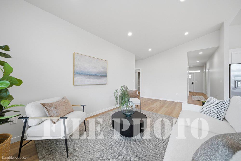 1024 Steptoe View Ln - Photo 9