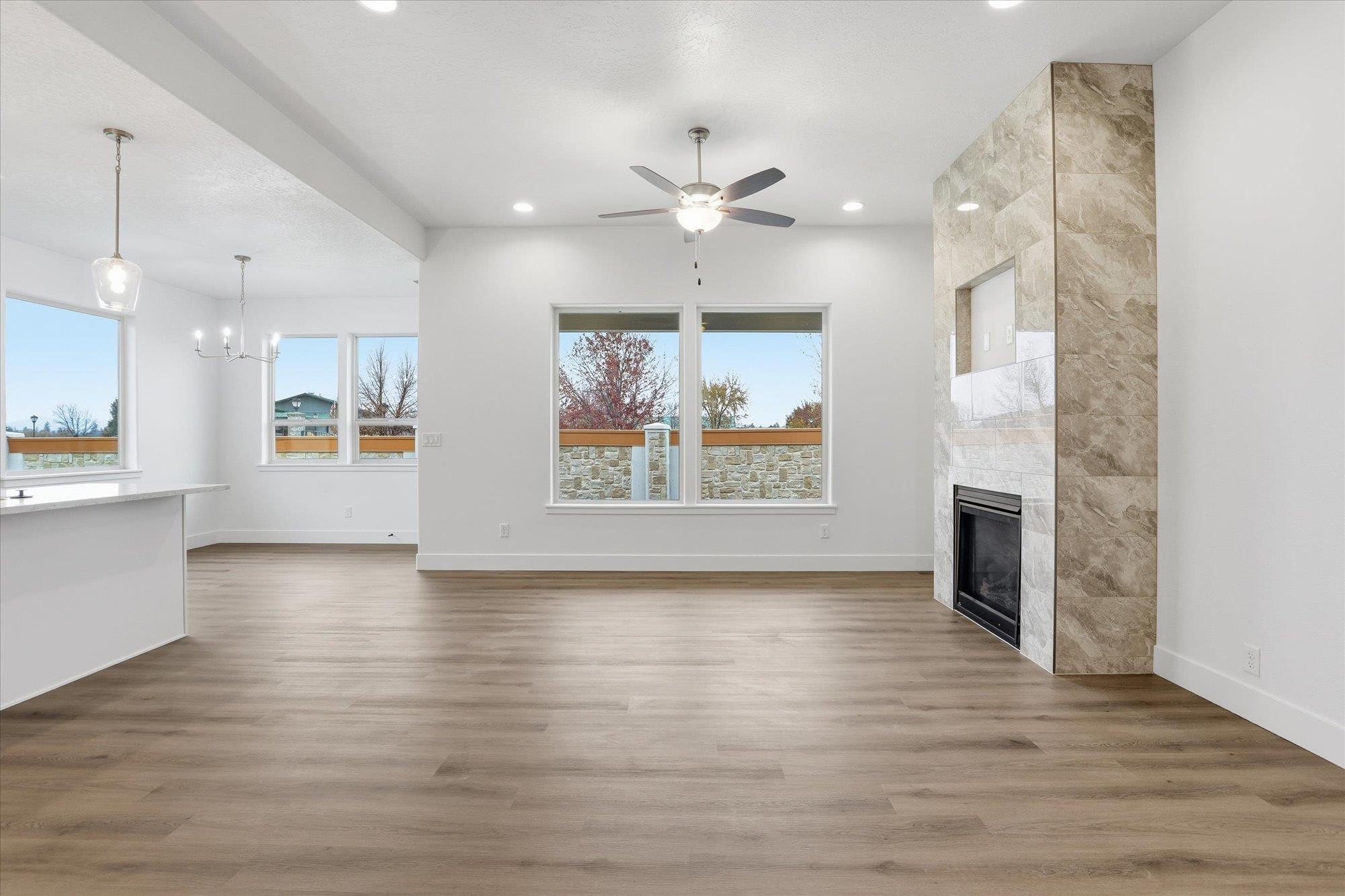 1109 - Unit 21 N Country Club Dr - Photo 4