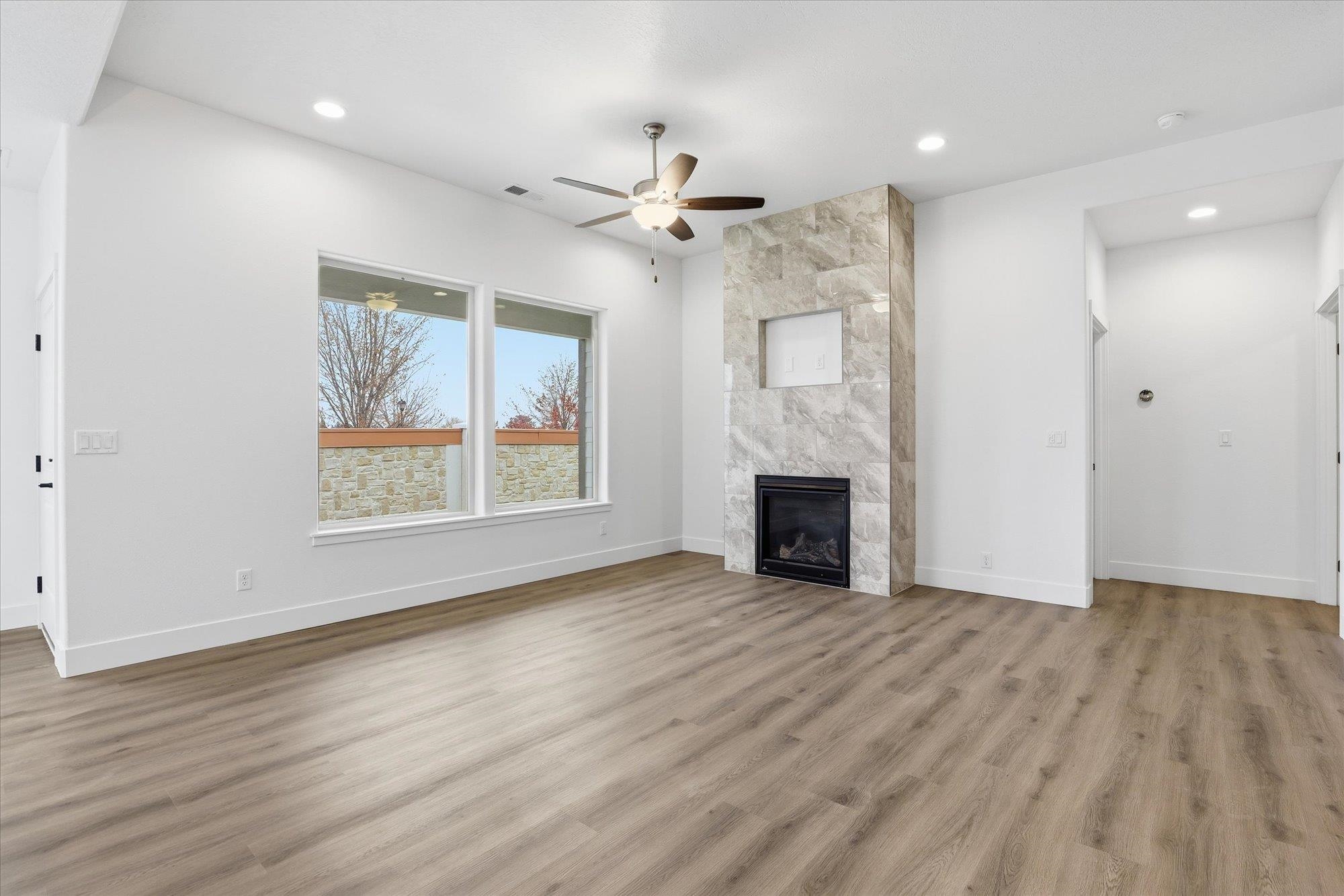 1109 - Unit 21 N Country Club Dr - Photo 5