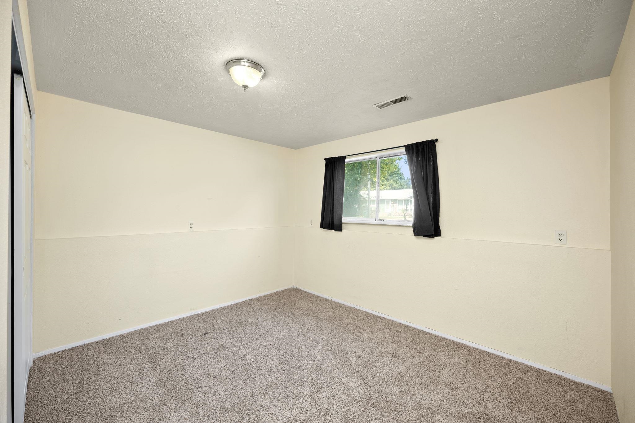 14406 E 7th Ave - Photo 21