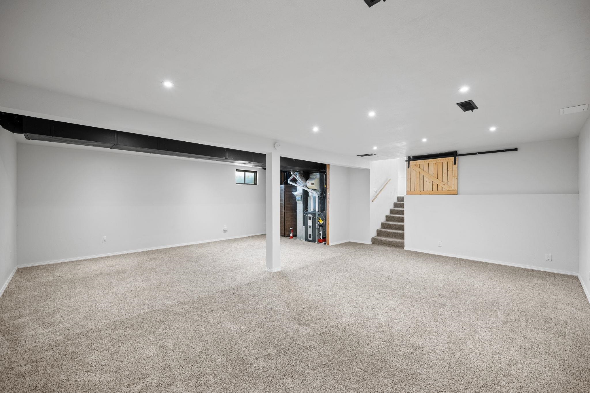 14406 E 7th Ave - Photo 24