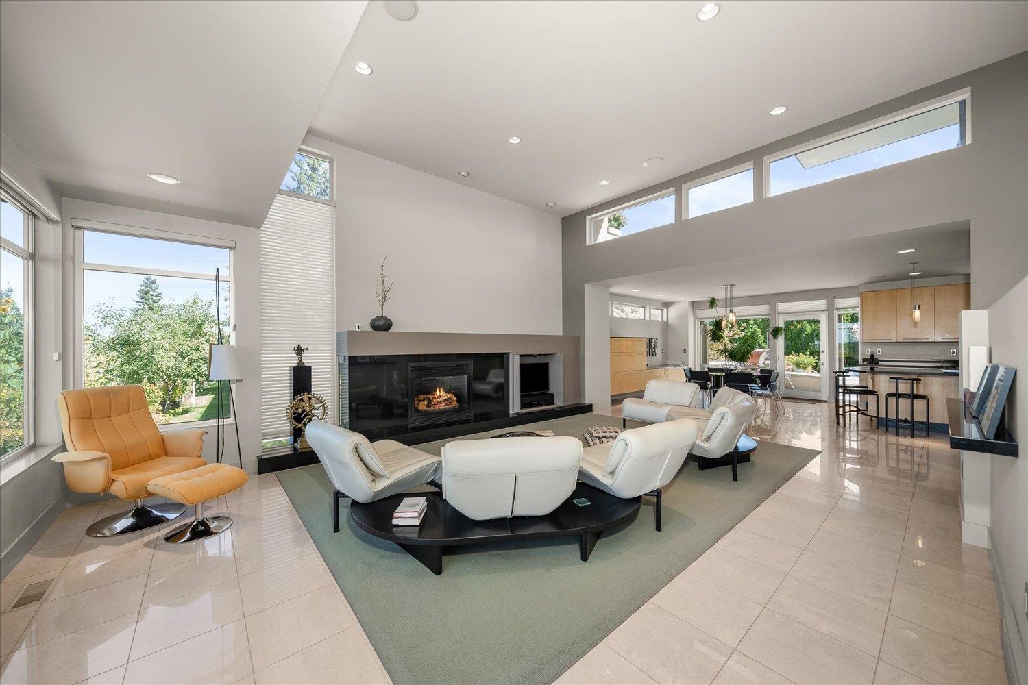 3223 S HIGH Dr - Photo 4