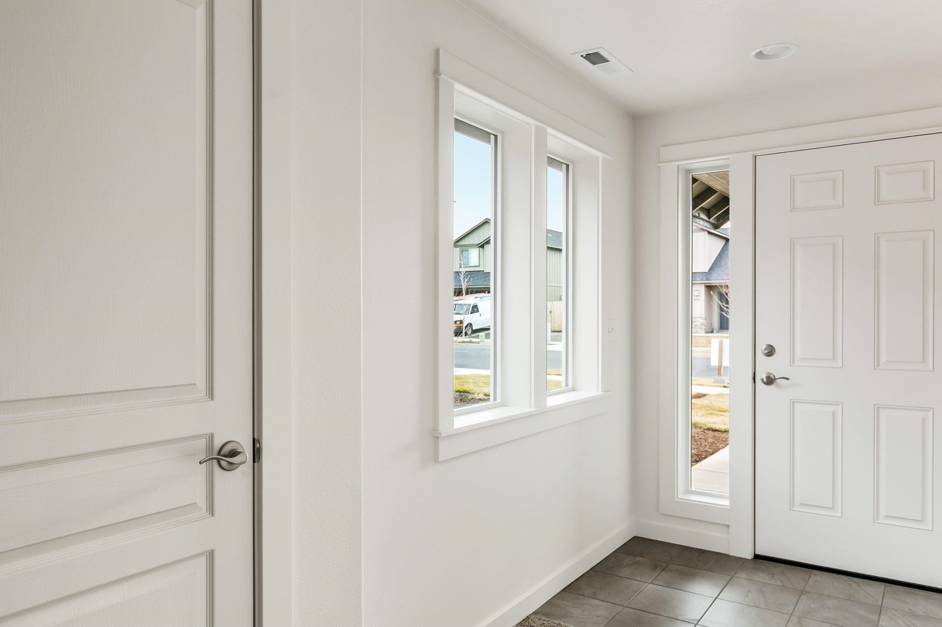 314 N Viewmont Ct - Photo 2