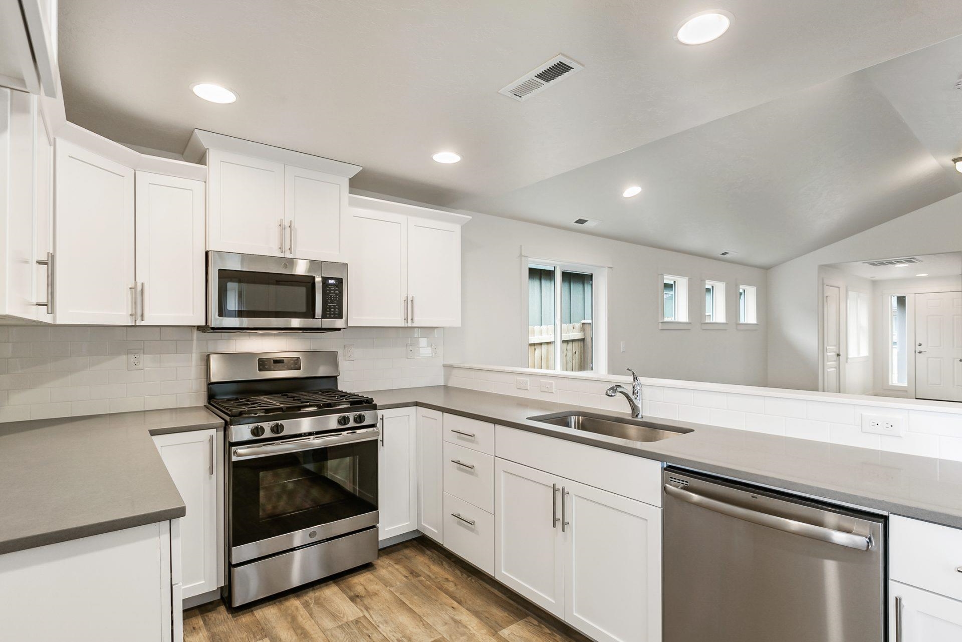 314 N Viewmont Ct - Photo 6