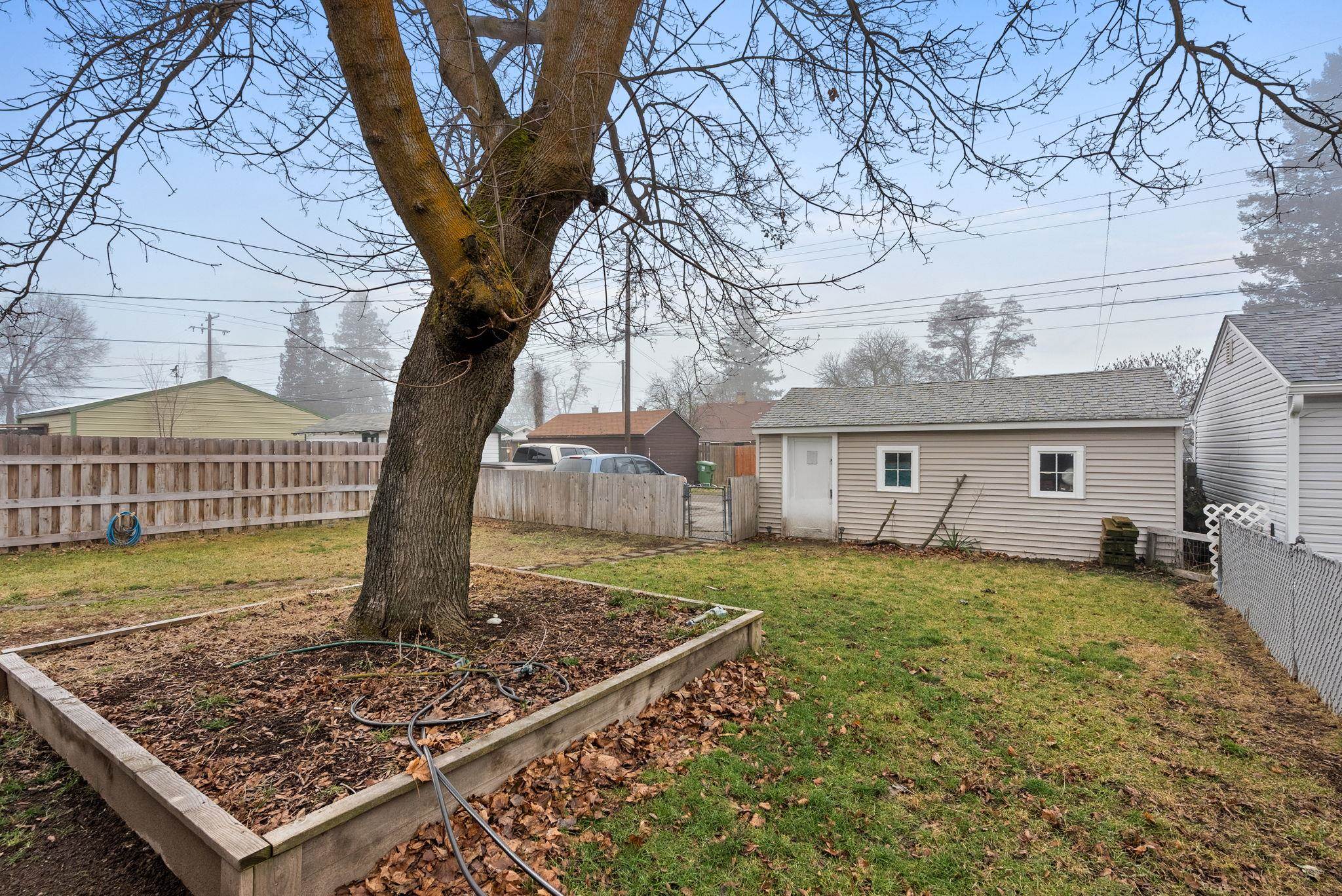 4211 N Wall St - Photo 26