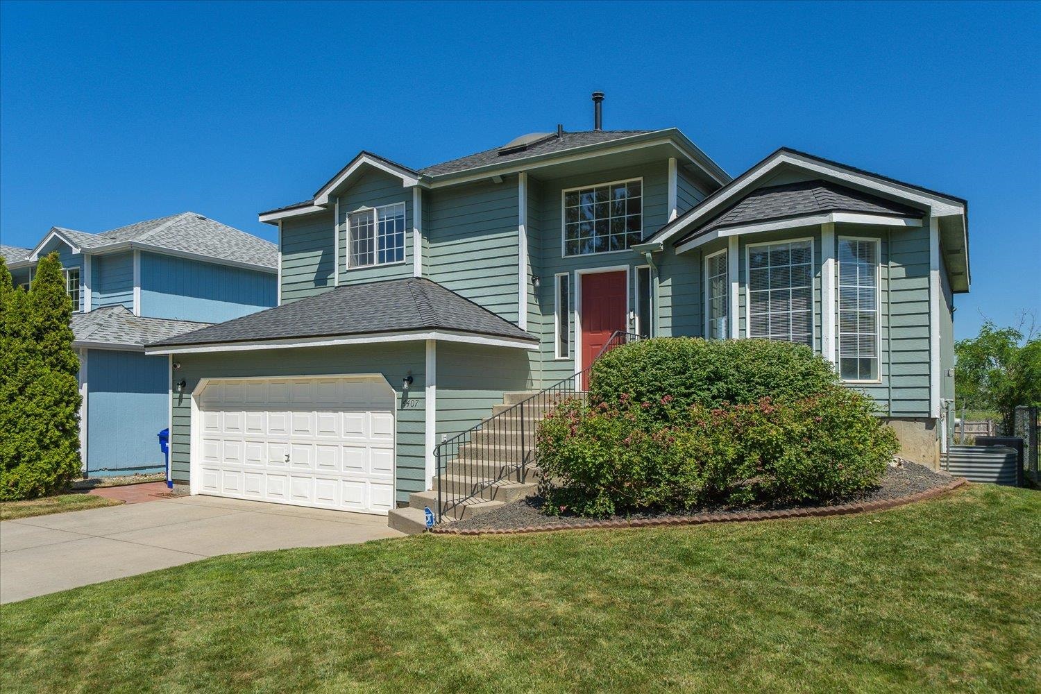 4407 E 14th Ave - Photo 2