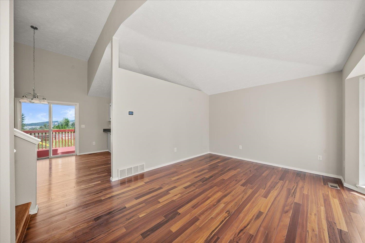 4407 E 14th Ave - Photo 4