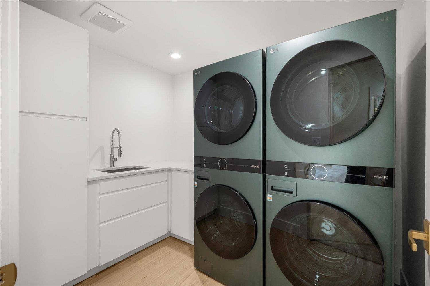 6903 E 42nd Ave - Photo 32