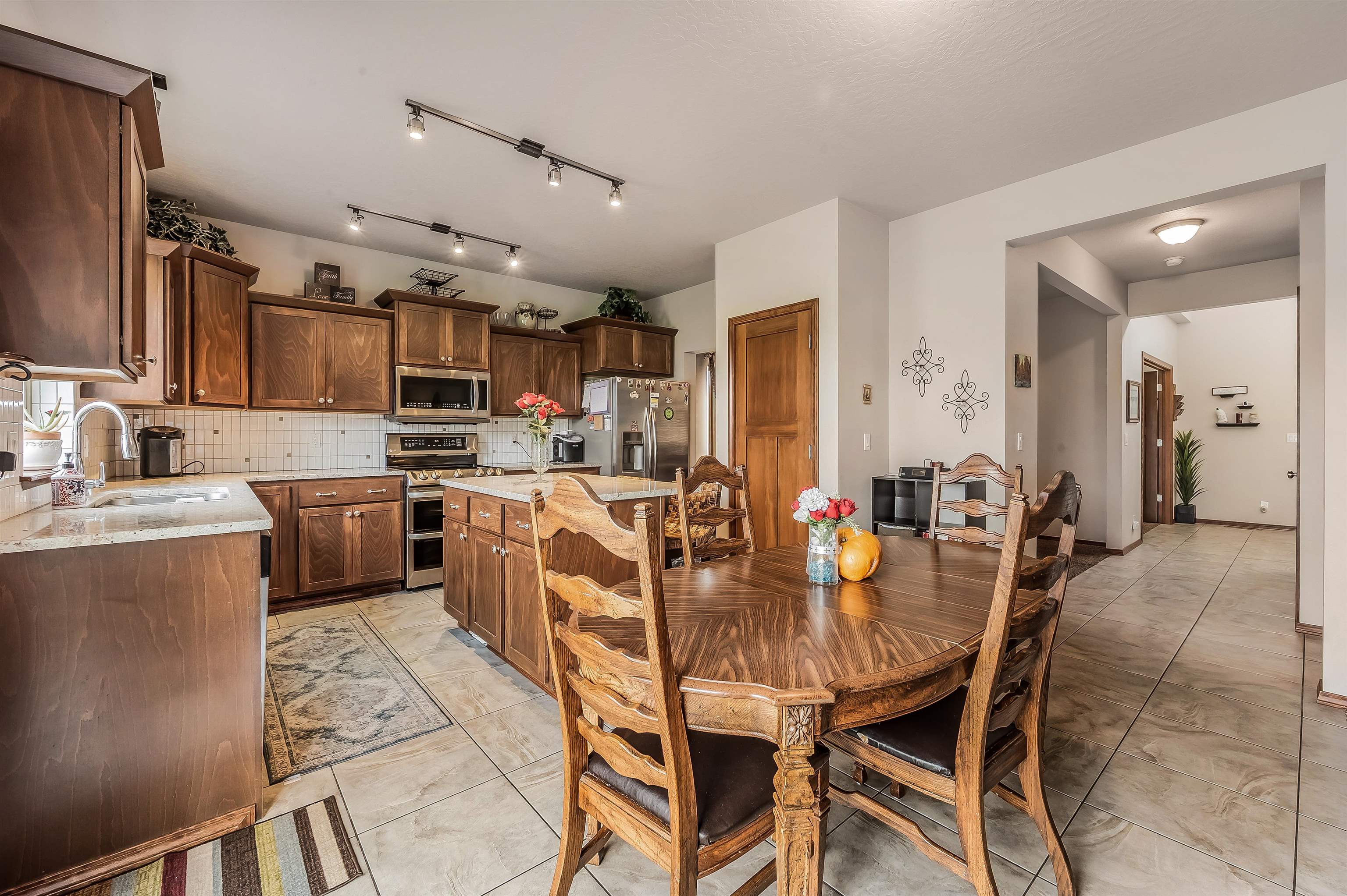 17915 E Daystar Rd - Photo 7