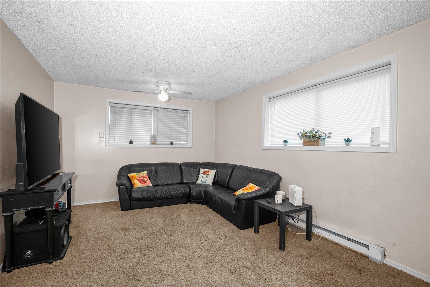 624 UNION St - Photo 16