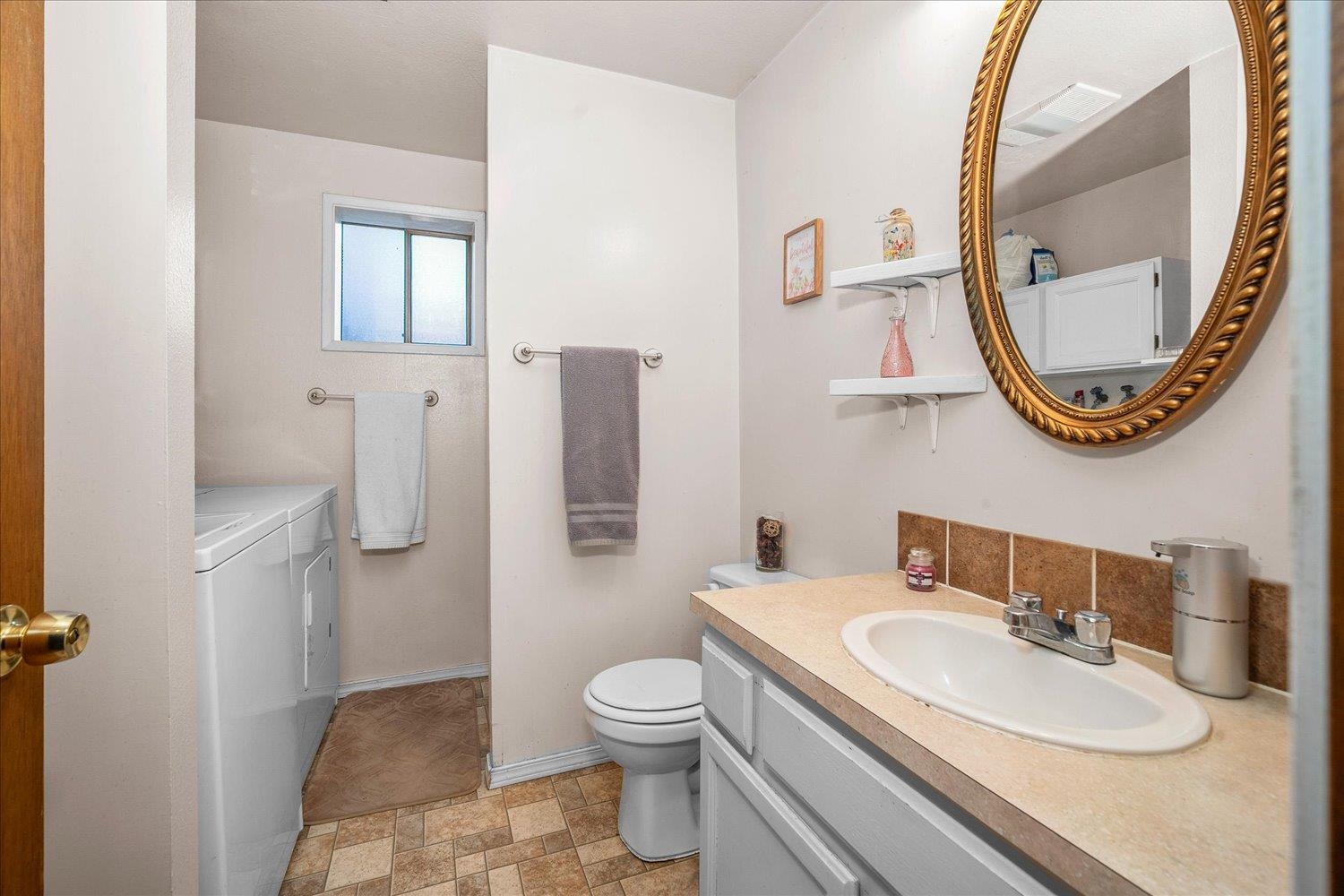 624 UNION St - Photo 24