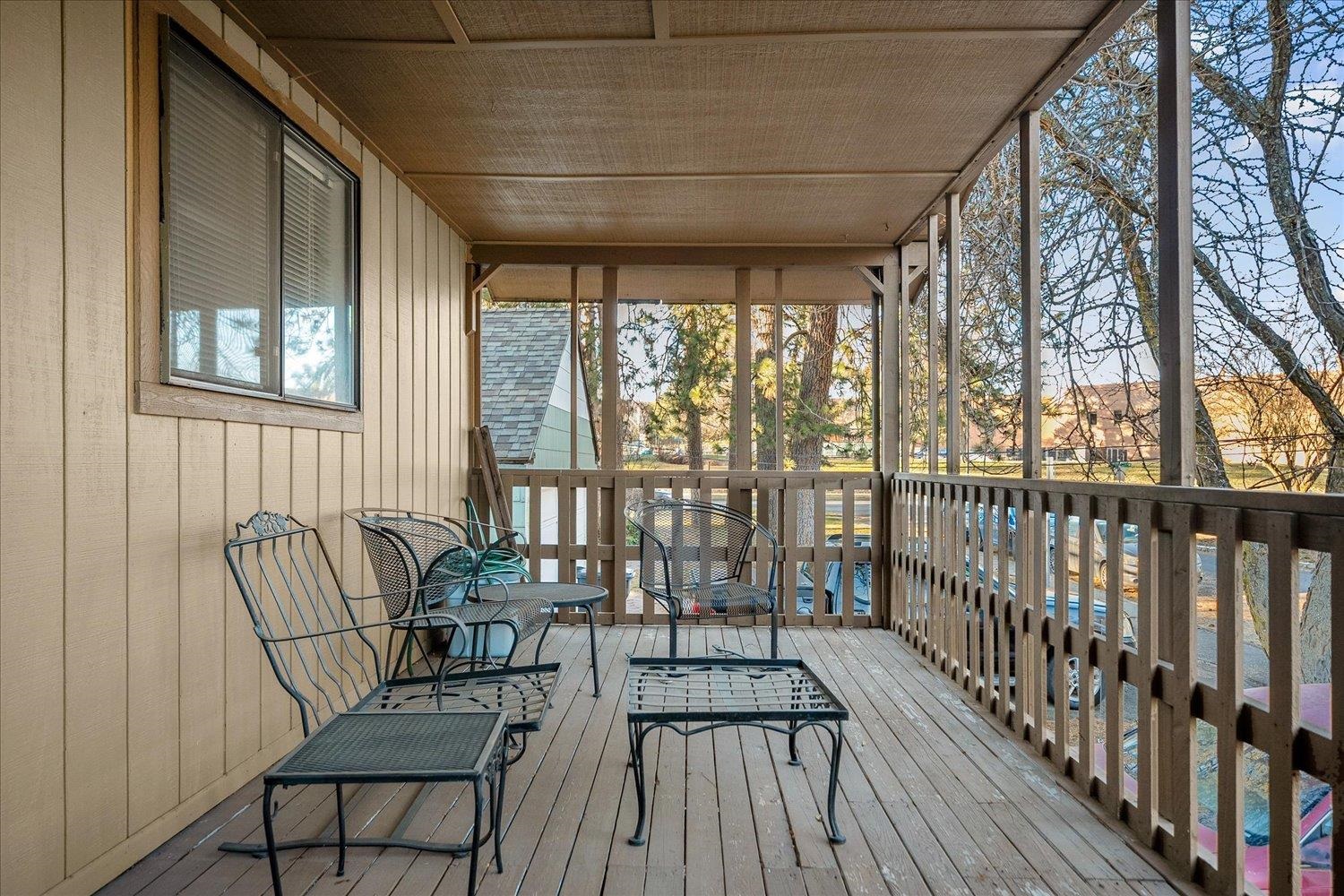 624 UNION St - Photo 5