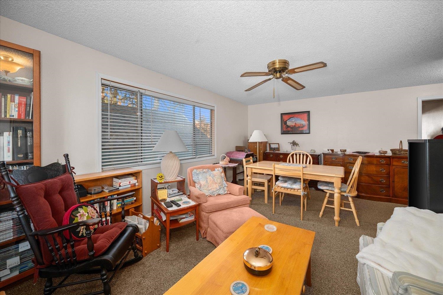 624 UNION St - Photo 8