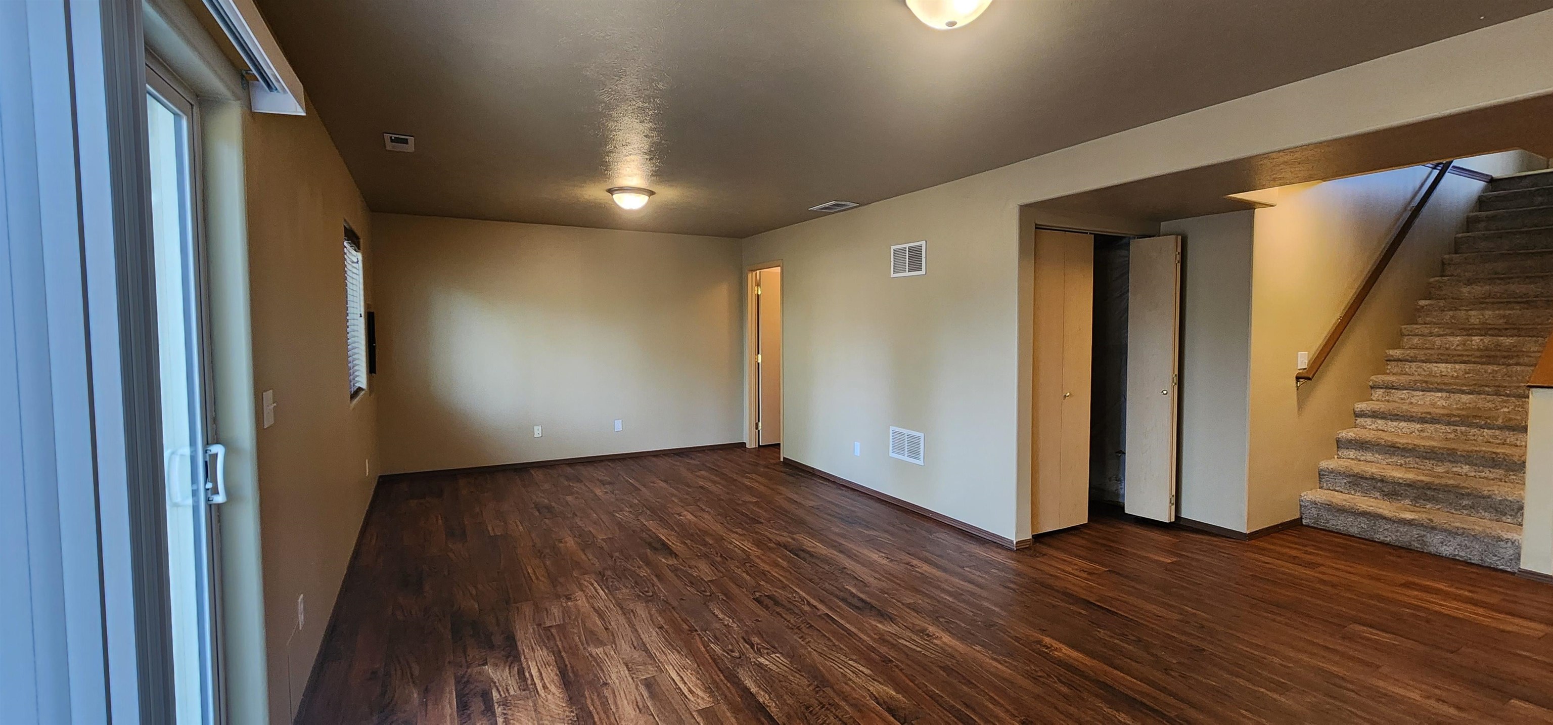 11218-11220 N Waikiki Rd - Photo 12