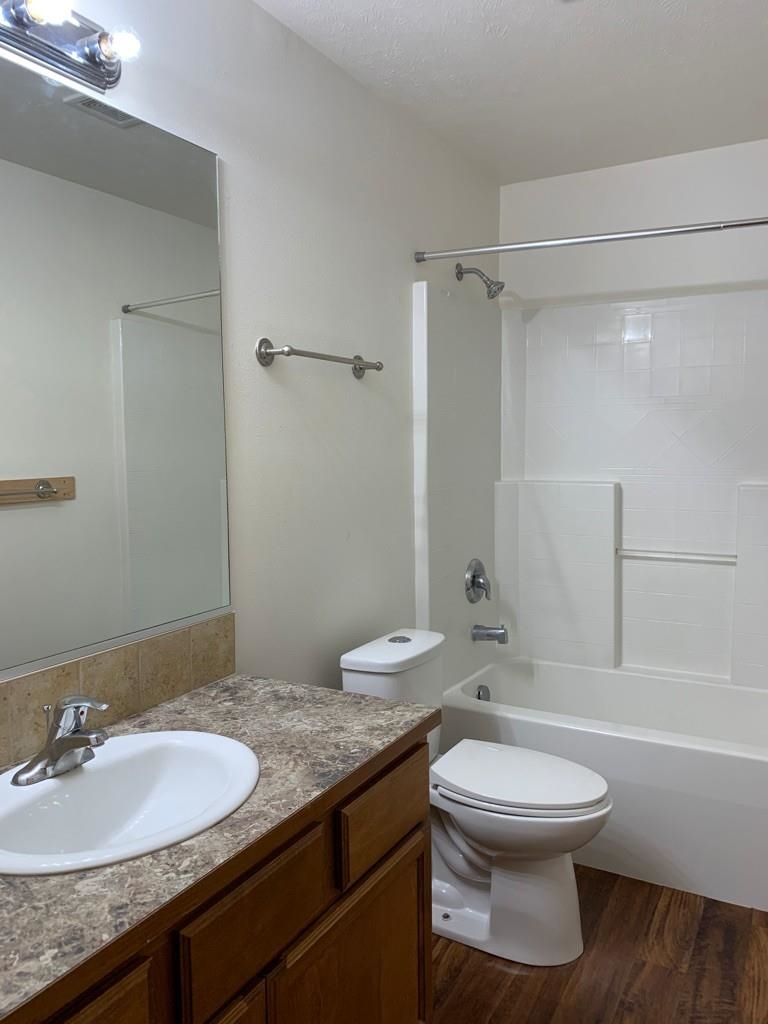 11218-11220 N Waikiki Rd - Photo 13