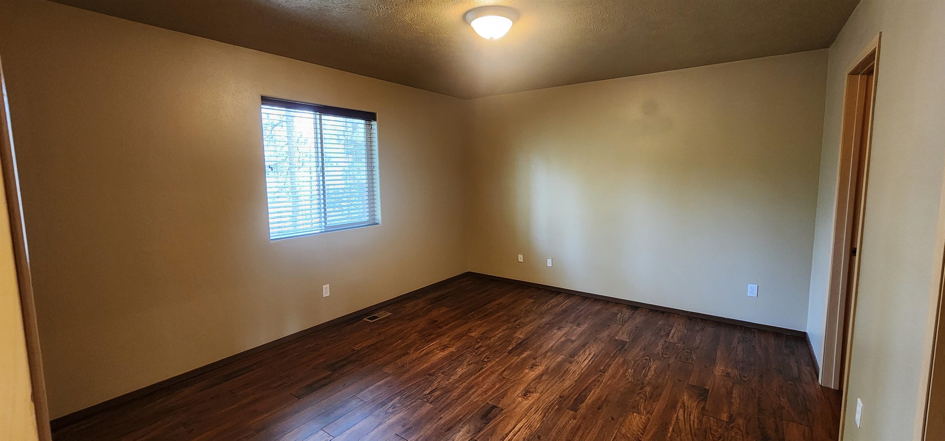 11218-11220 N Waikiki Rd - Photo 29