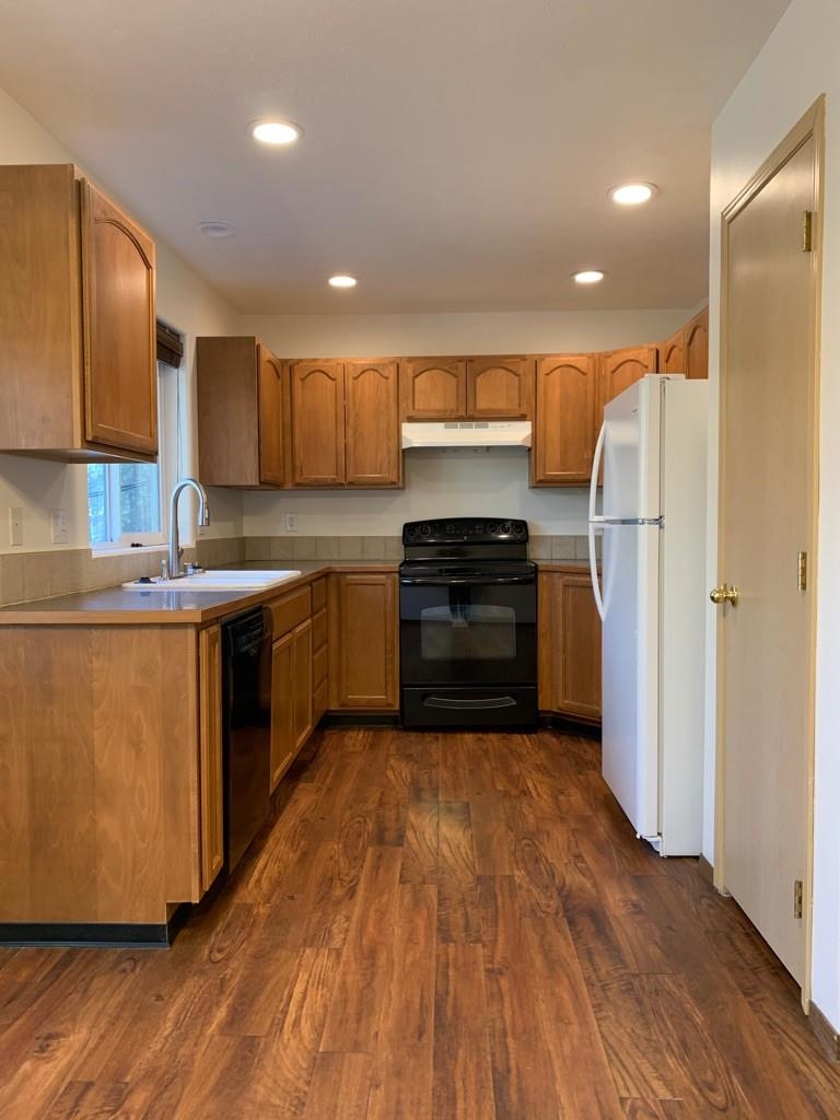 11218-11220 N Waikiki Rd - Photo 32