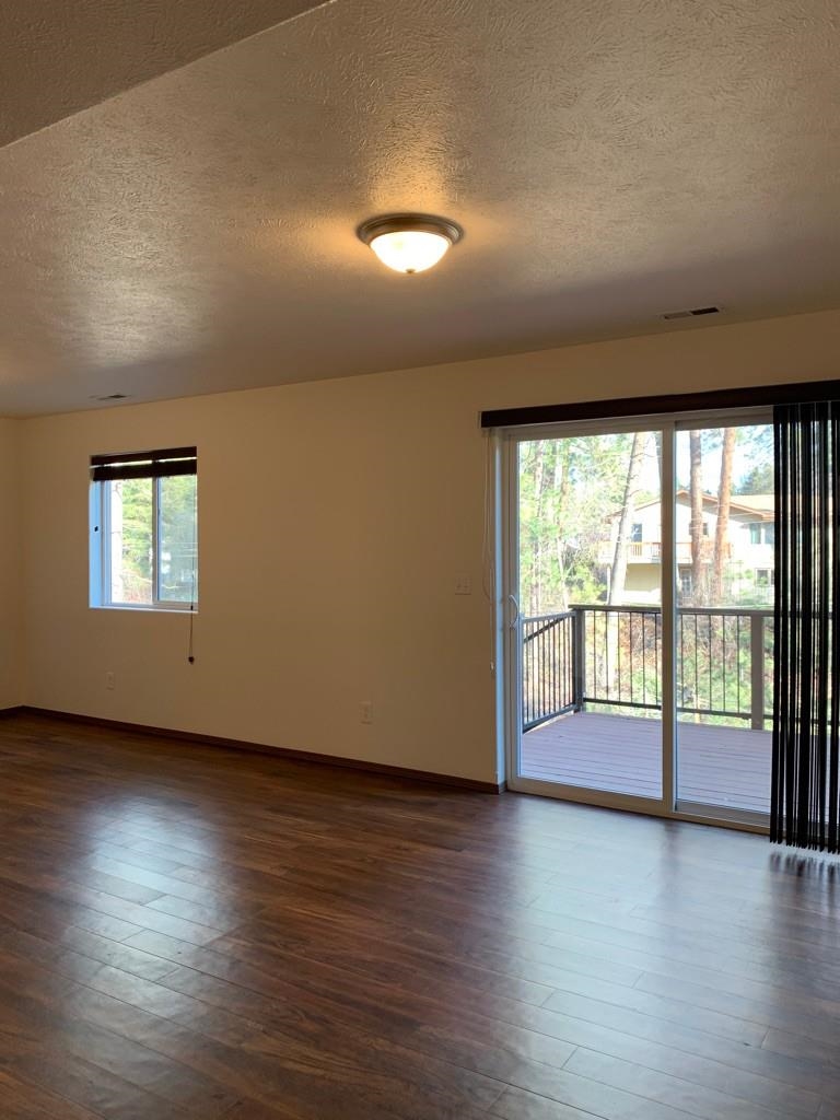11218-11220 N Waikiki Rd - Photo 7