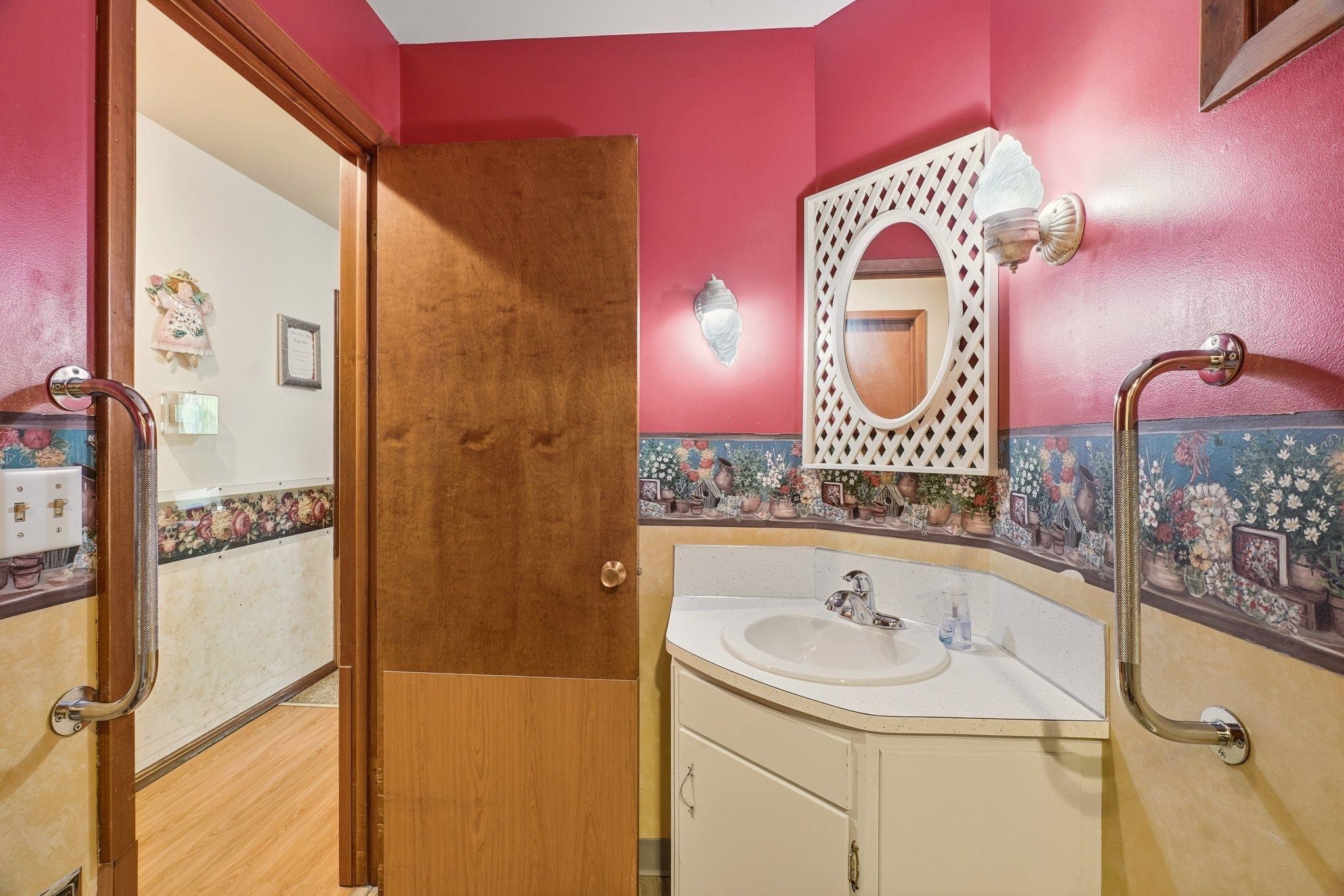 2214 E 36th Ave - Photo 31