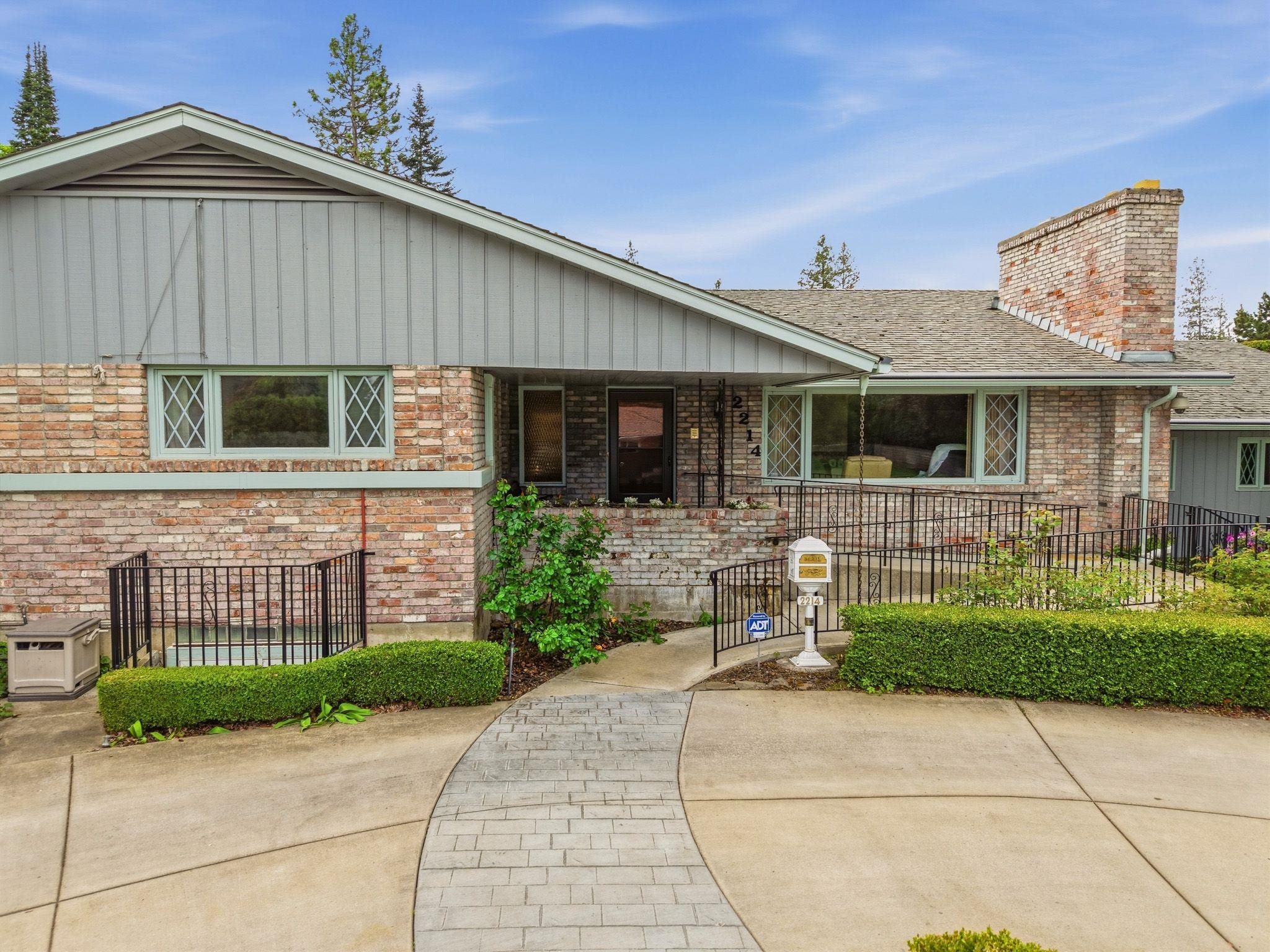 2214 E 36th Ave - Photo 48