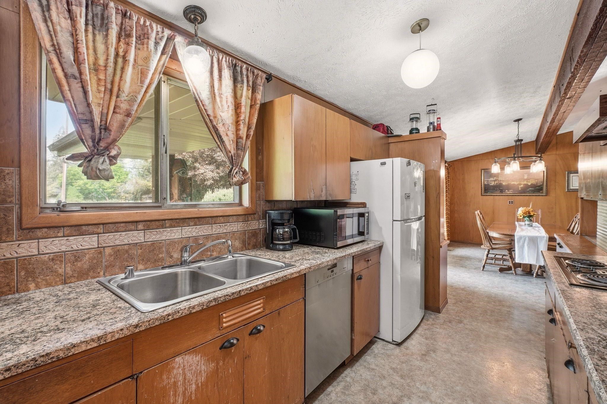 4414 S Helena St - Photo 12