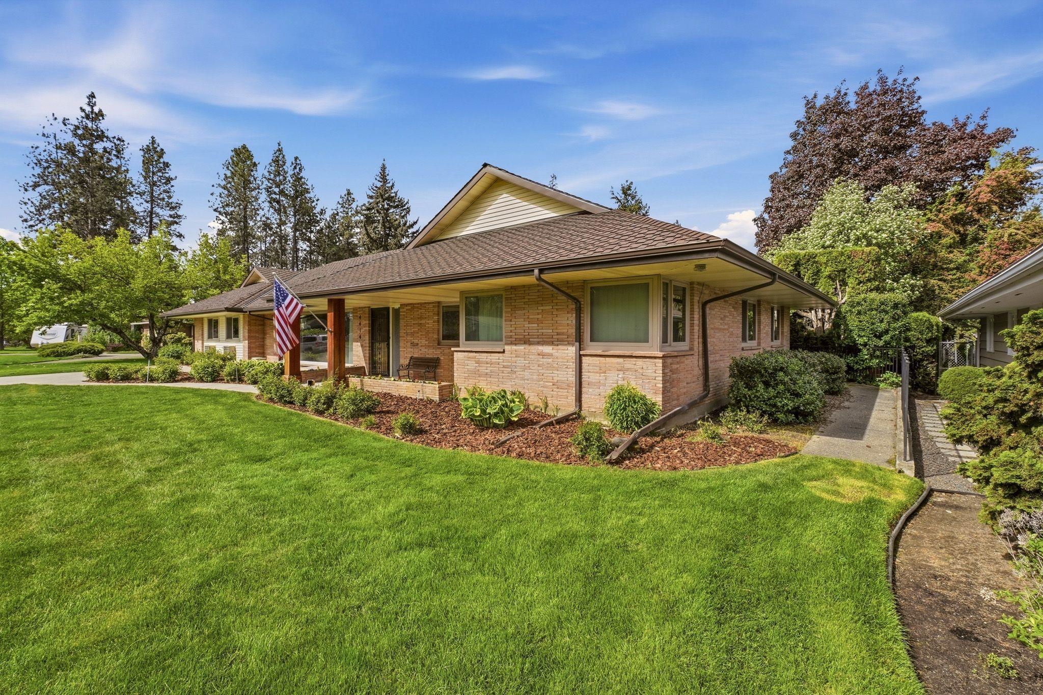 4414 S Helena St - Photo 3
