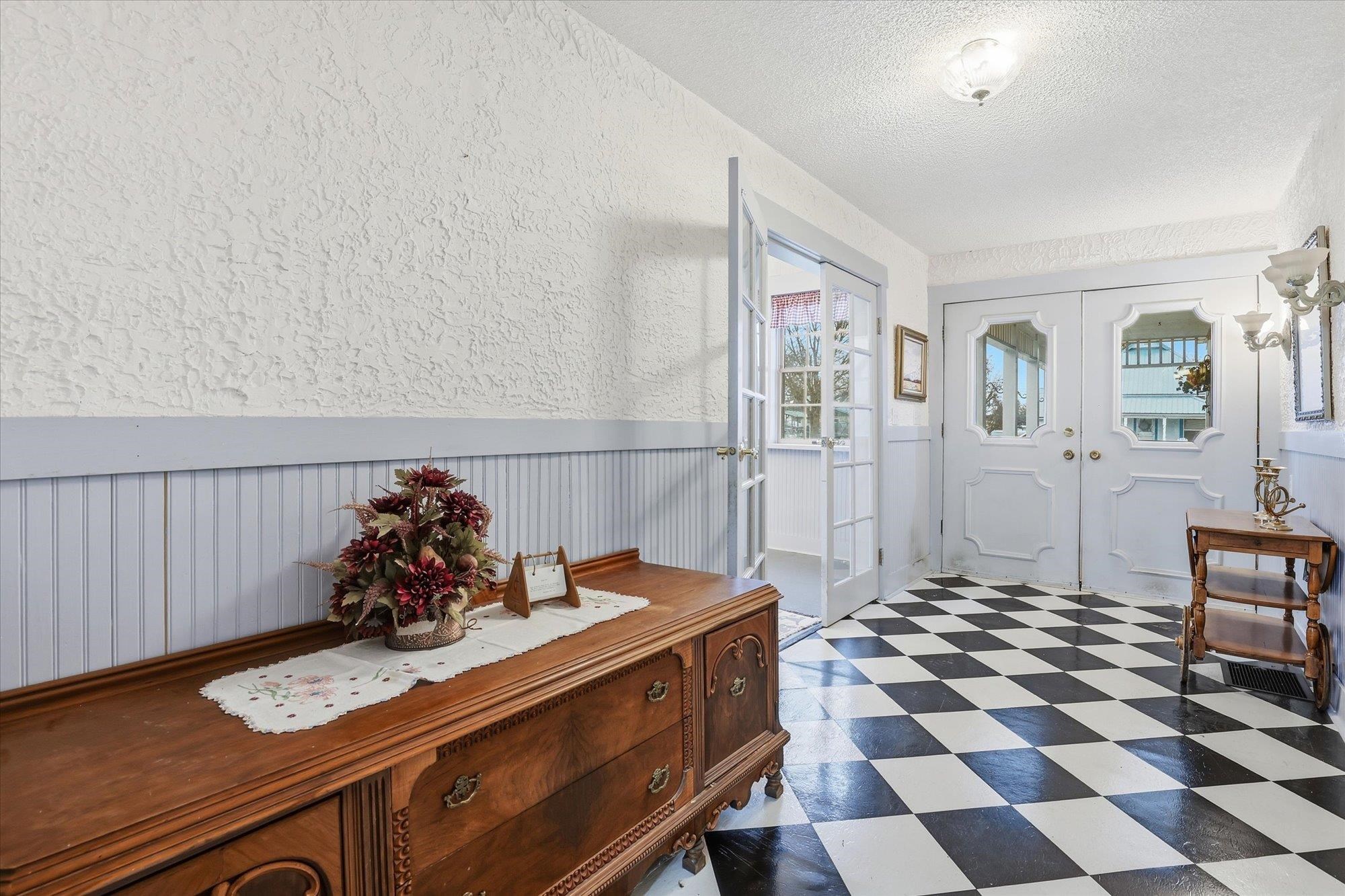 602 W King Ave - Photo 3