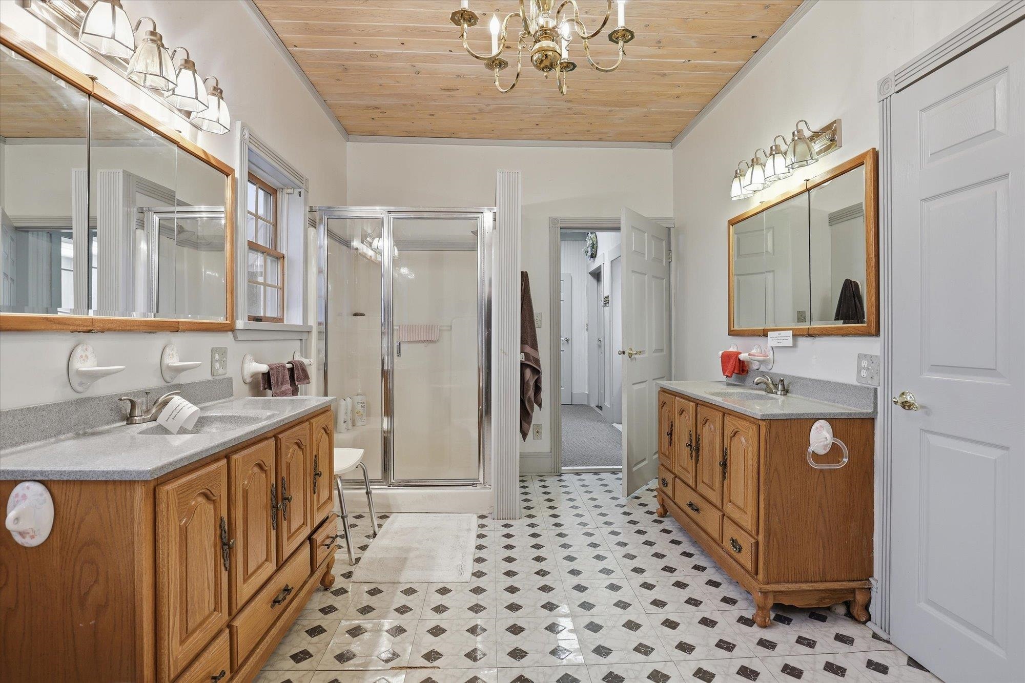 602 W King Ave - Photo 24