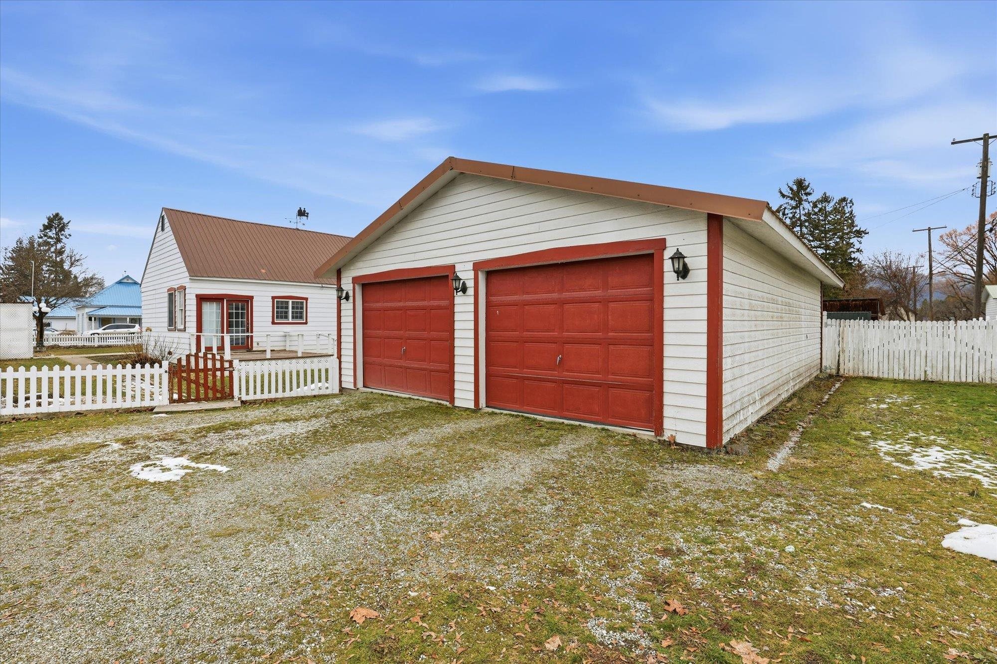 602 W King Ave - Photo 39