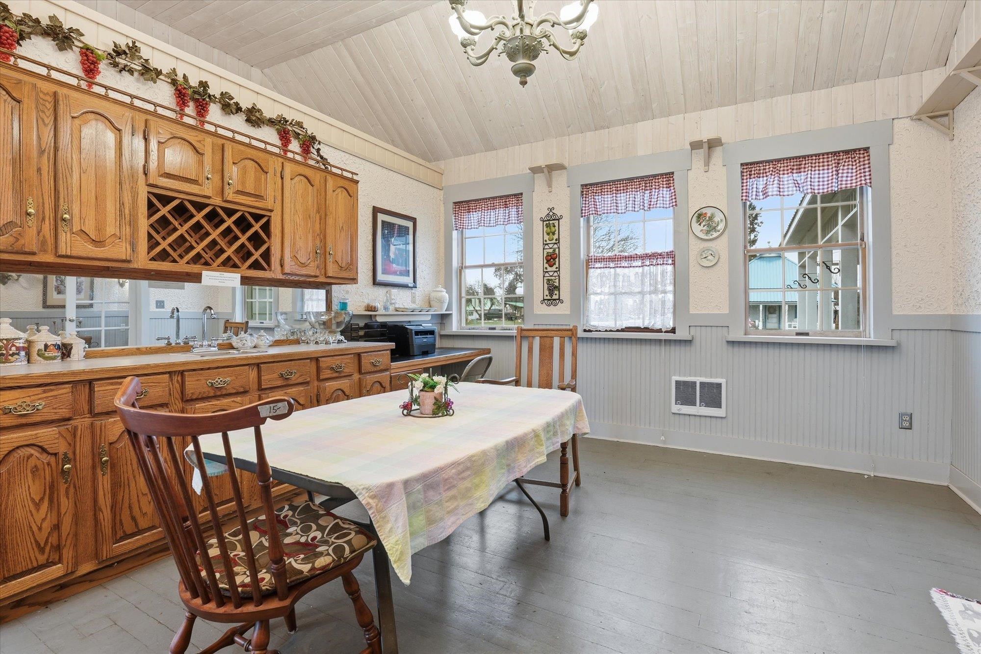 602 W King Ave - Photo 7
