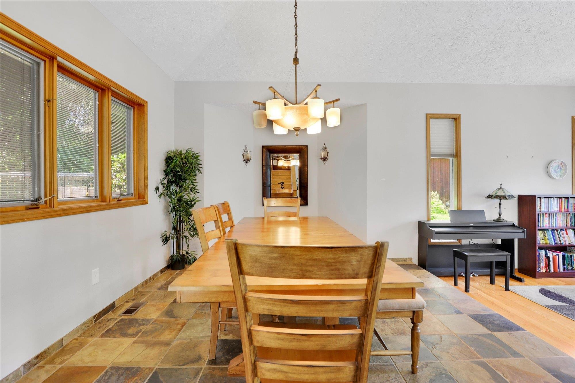 10612 E 46th Ave - Photo 6