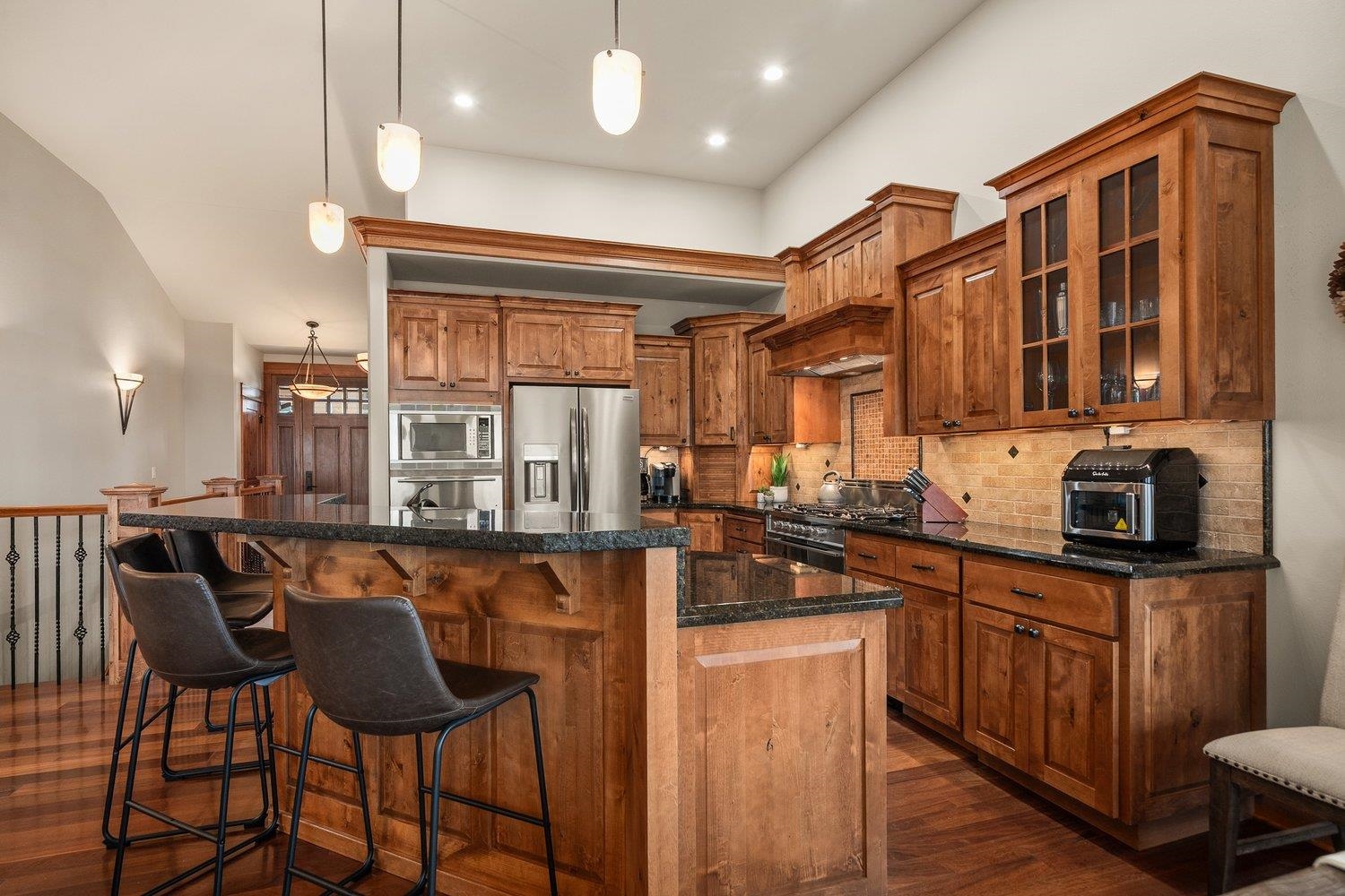 8926 E Courtview Ln - Photo 12