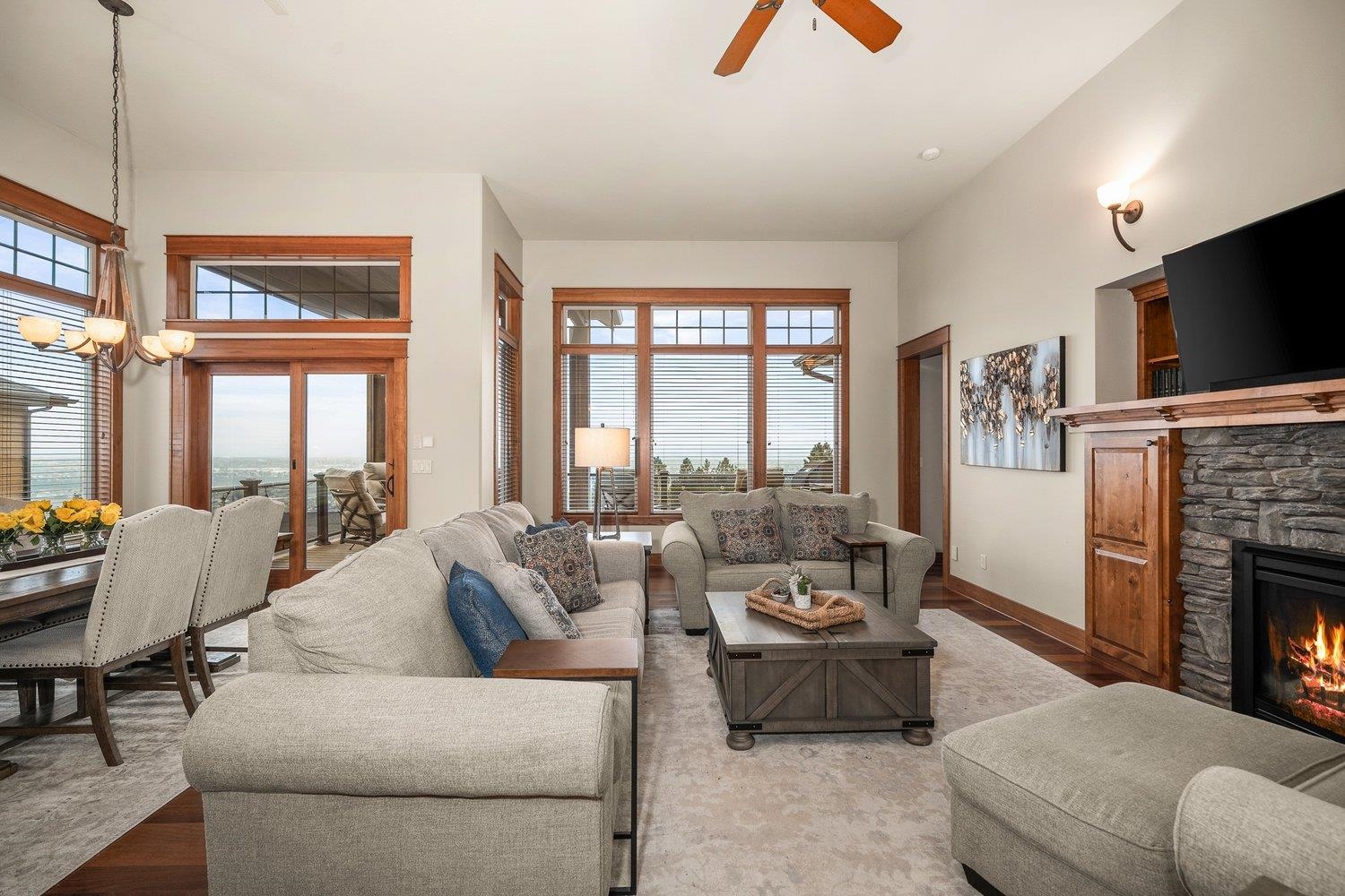 8926 E Courtview Ln - Photo 18
