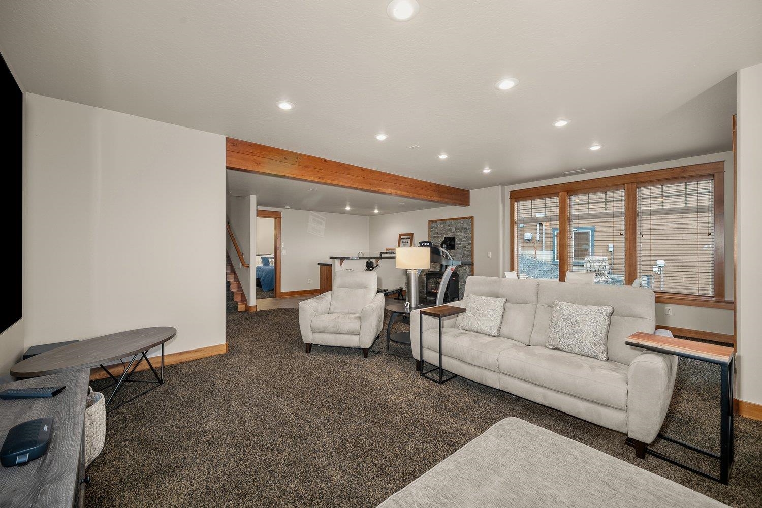 8926 E Courtview Ln - Photo 36
