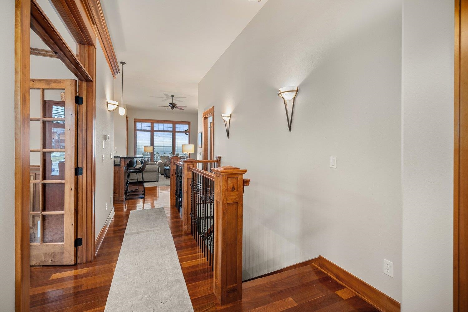 8926 E Courtview Ln - Photo 5