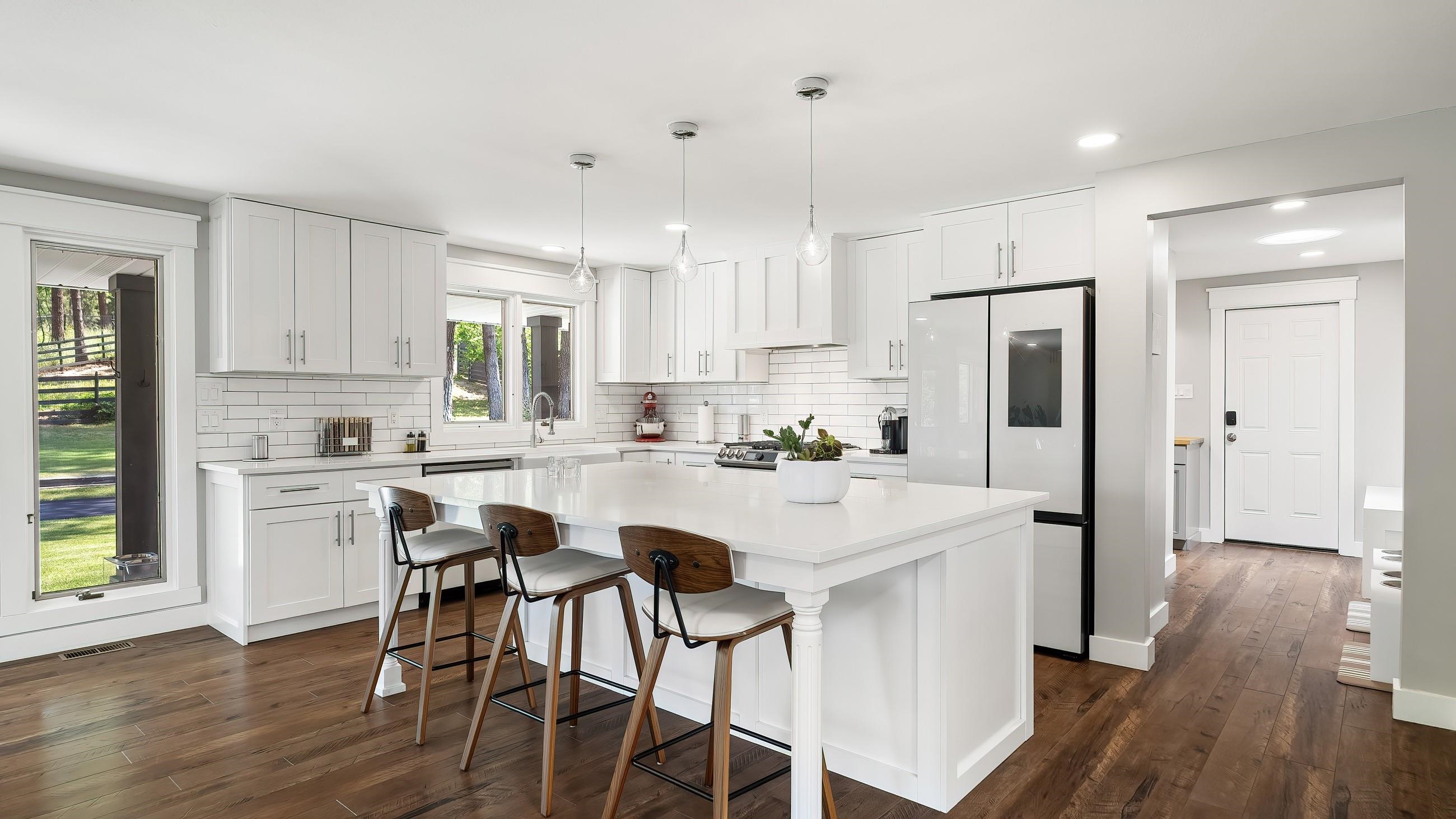 2710 W Regina Ln - Photo 17