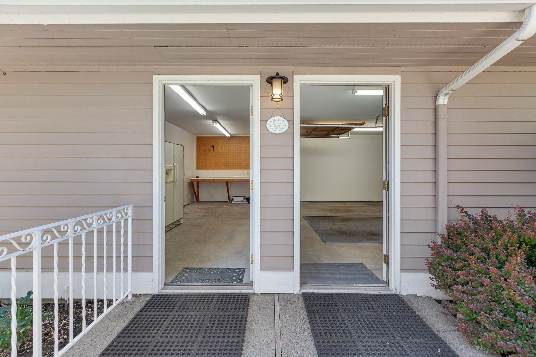 731 E Inverness Ln - Photo 35