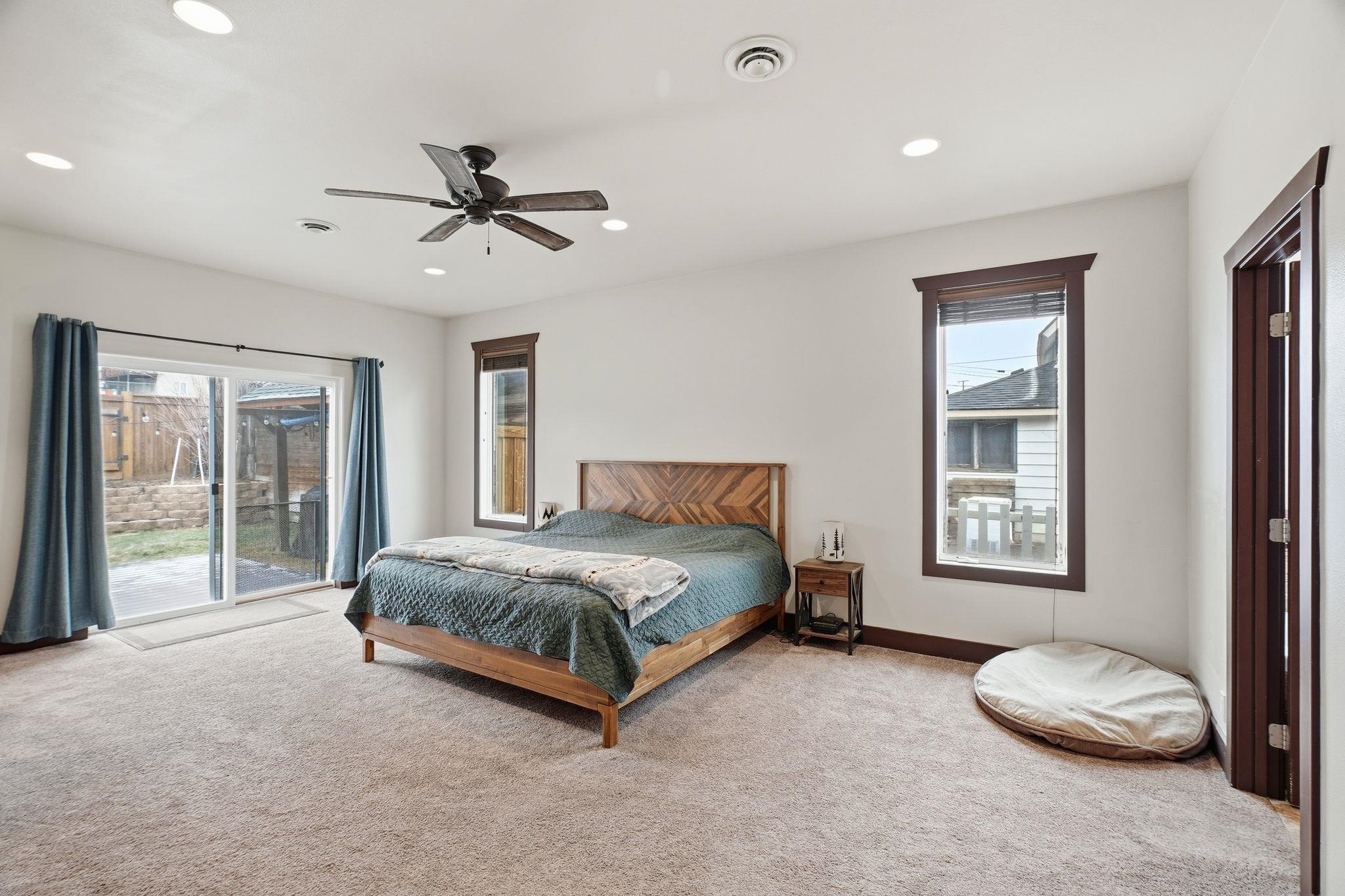 413 NW Dellah Ave - Photo 14