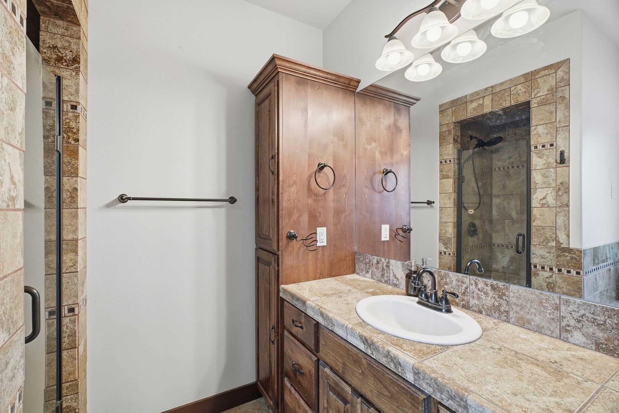 413 NW Dellah Ave - Photo 15