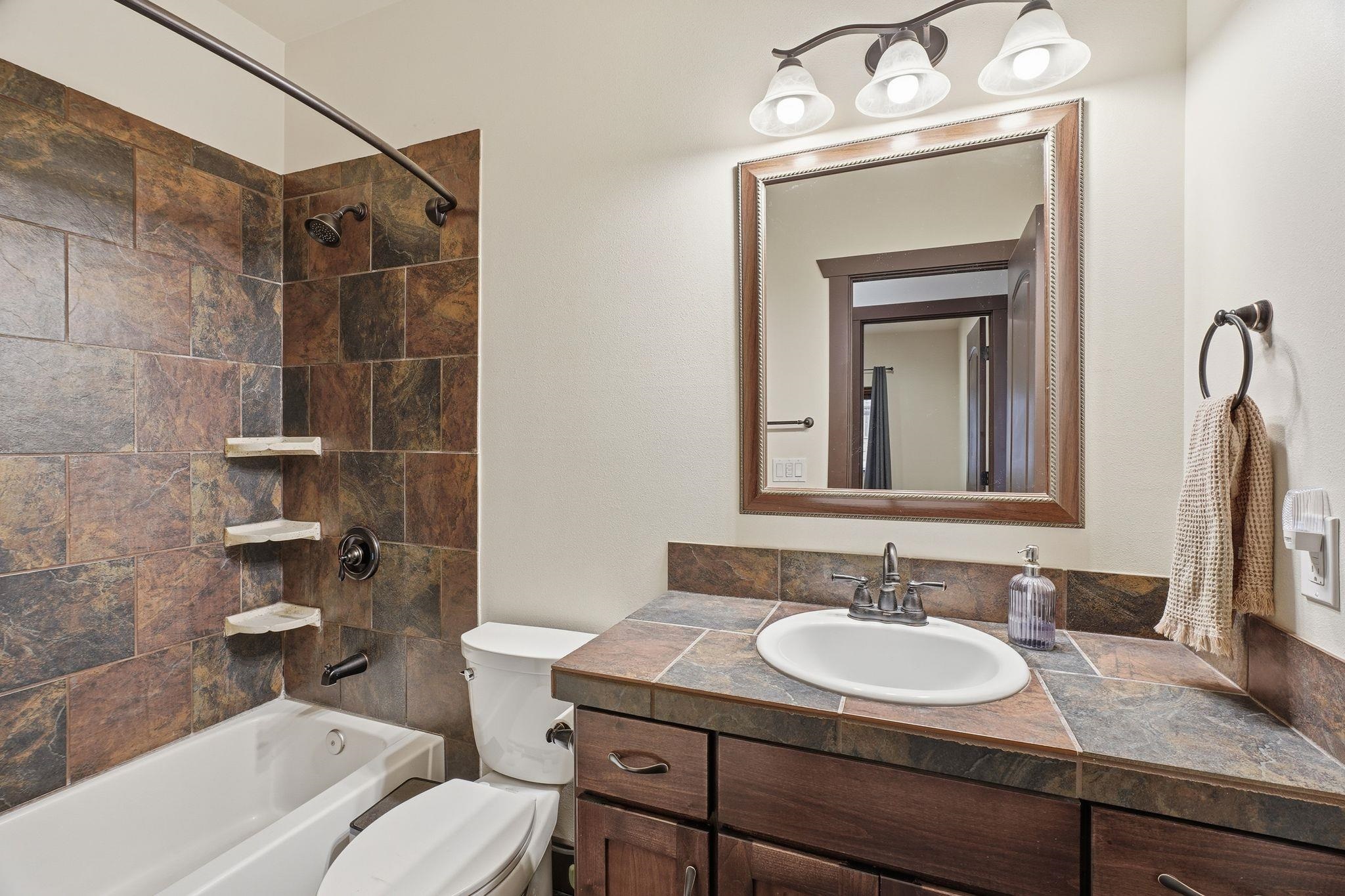 413 NW Dellah Ave - Photo 19