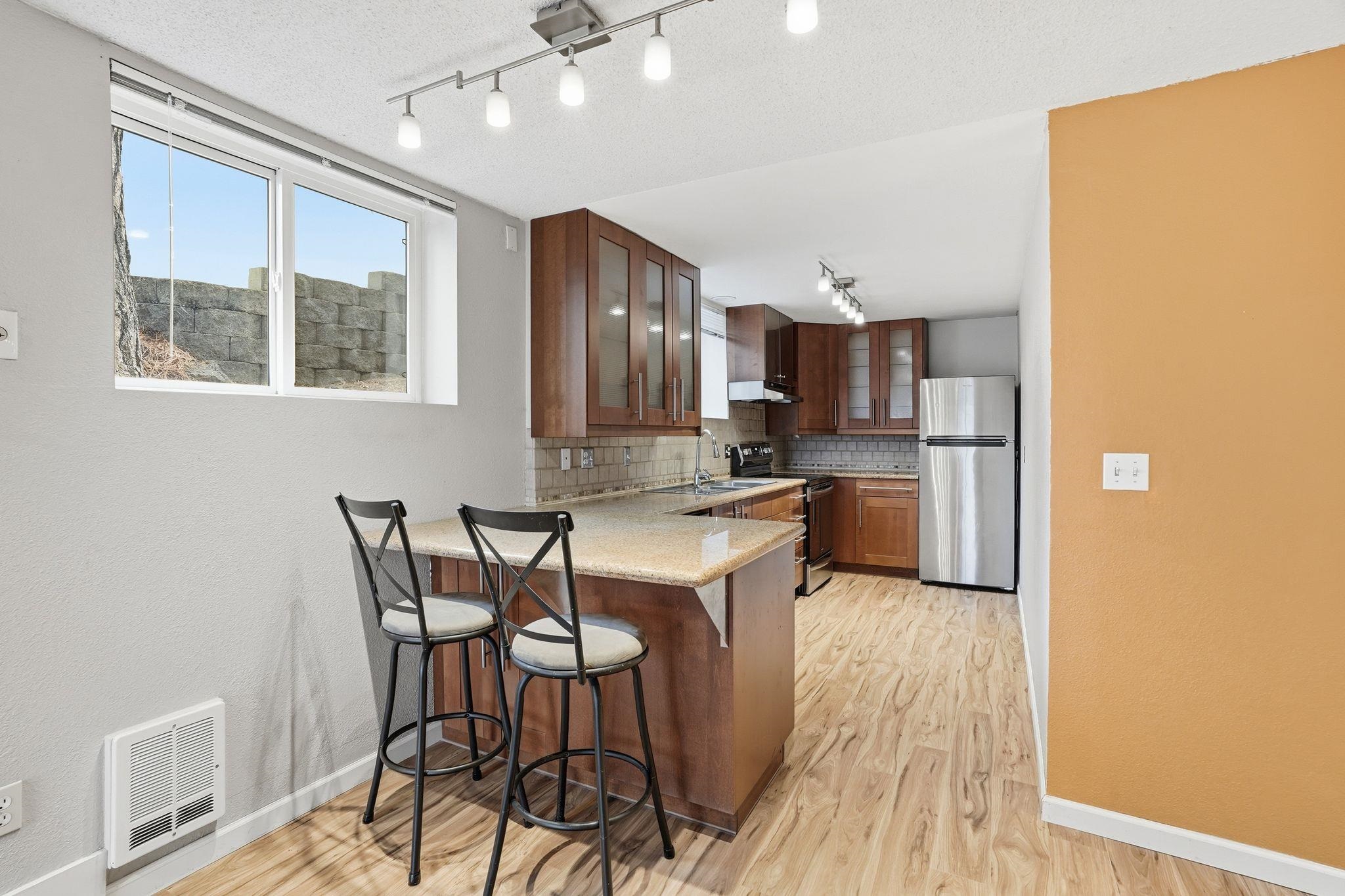 844 W Cliff Dr - Photo 12